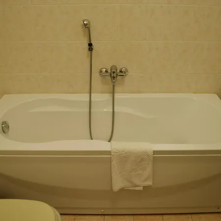 Splendido Bilocale Con Piscina Apartamento
