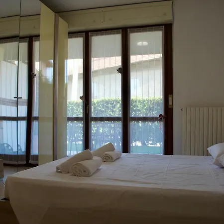 Splendido Bilocale Con Piscina * Brebbia