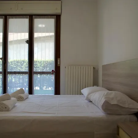 Splendido Bilocale Con Piscina *