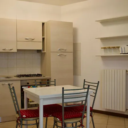 Splendido Bilocale Con Piscina Apartamento