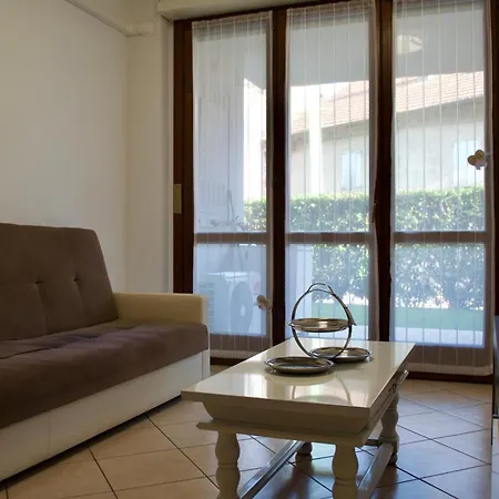 Splendido Bilocale Con Piscina